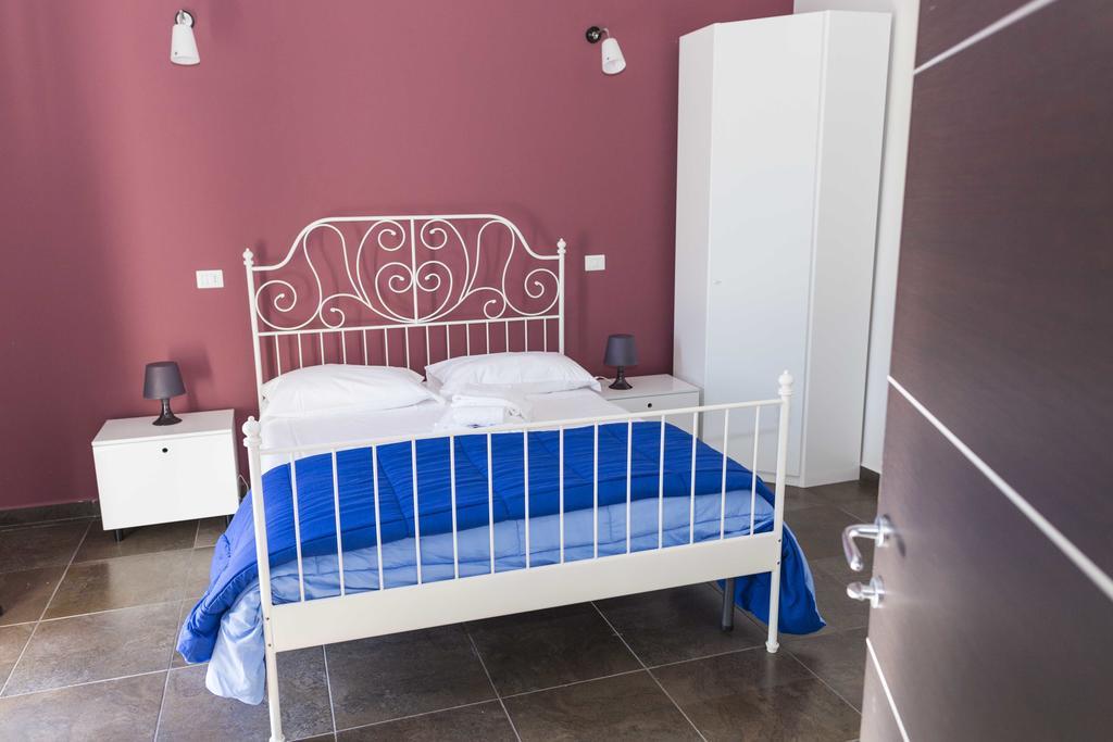 Hotel Ascot كايانيلو الغرفة الصورة
