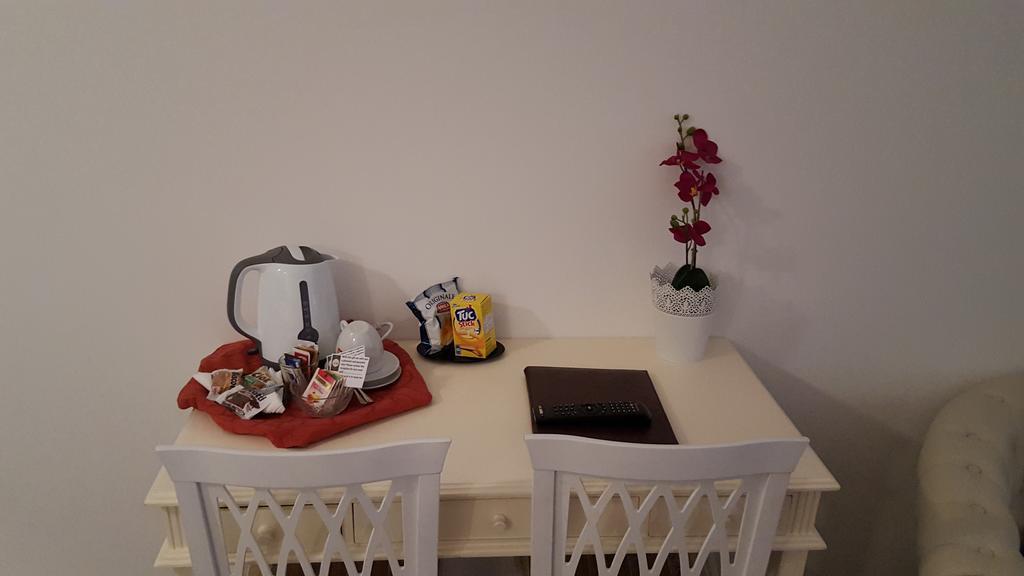 Hotel Ascot كايانيلو المظهر الخارجي الصورة
