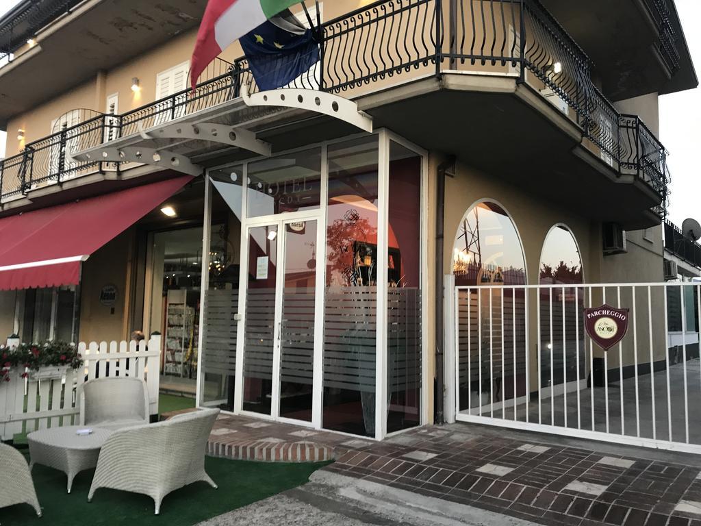 Hotel Ascot كايانيلو المظهر الخارجي الصورة