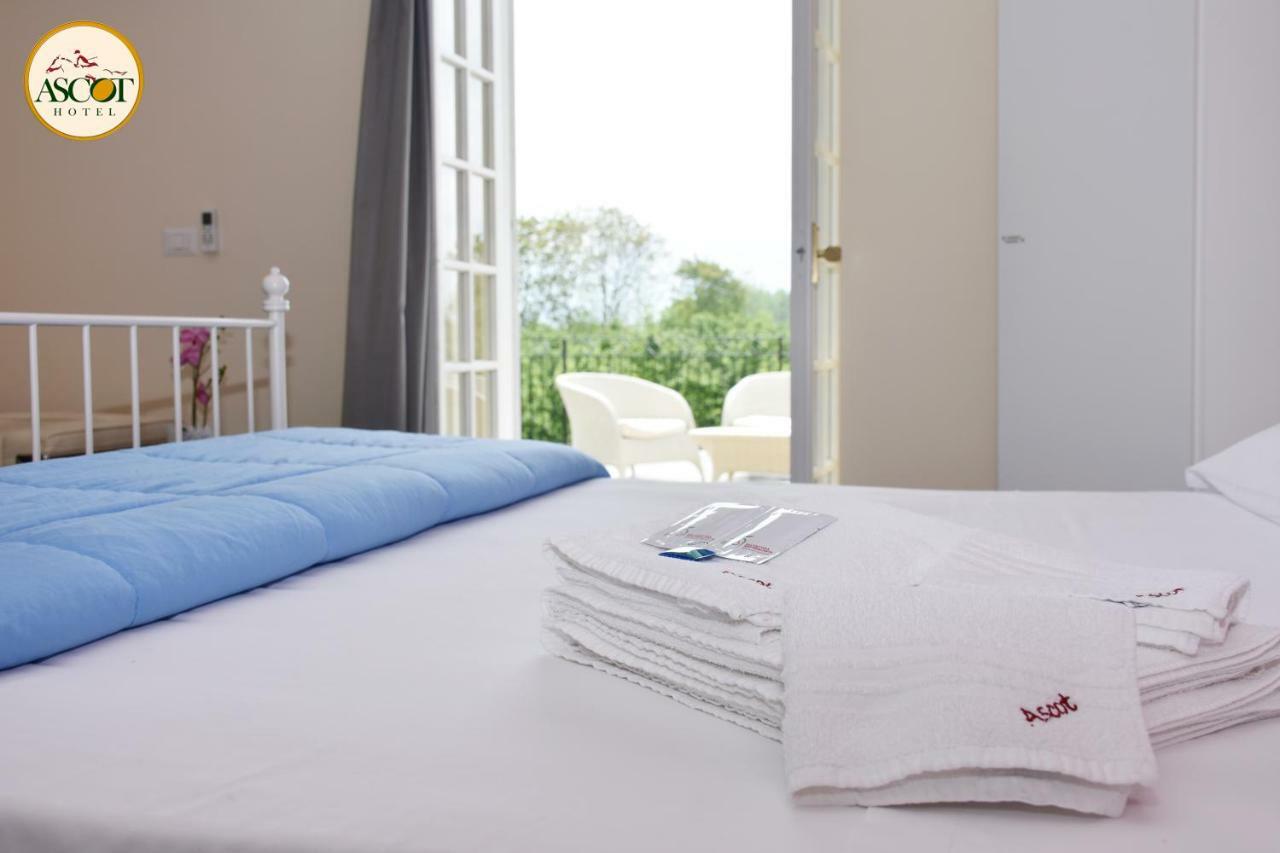 Hotel Ascot كايانيلو المظهر الخارجي الصورة
