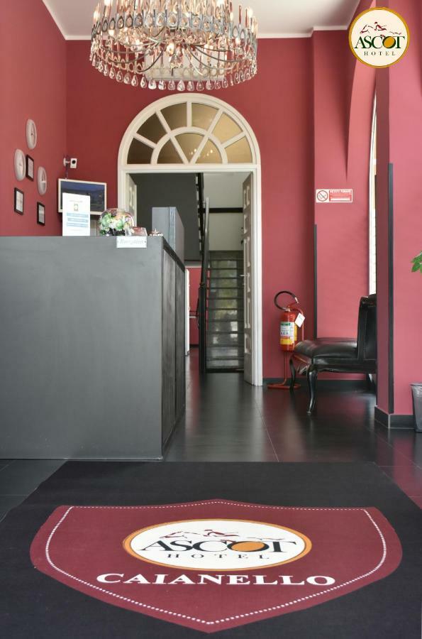 Hotel Ascot كايانيلو المظهر الخارجي الصورة